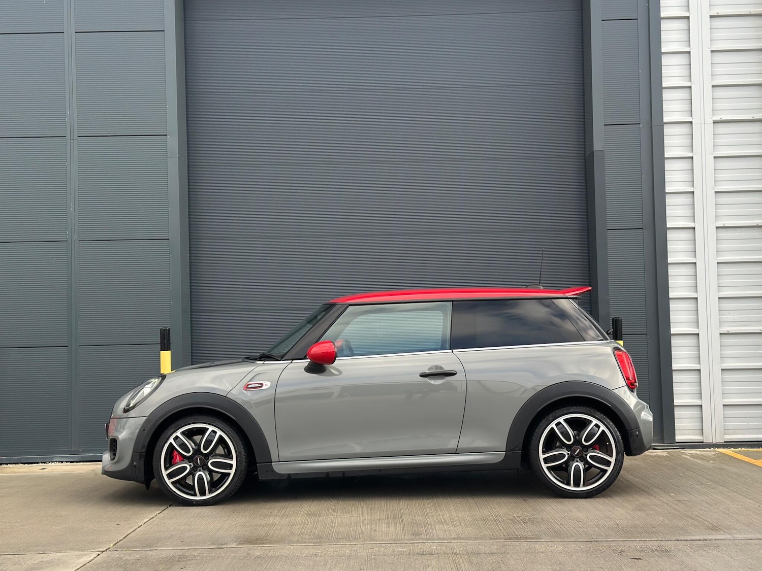 Used MINI Hatch 2019 for sale - 77135951: Photo 8