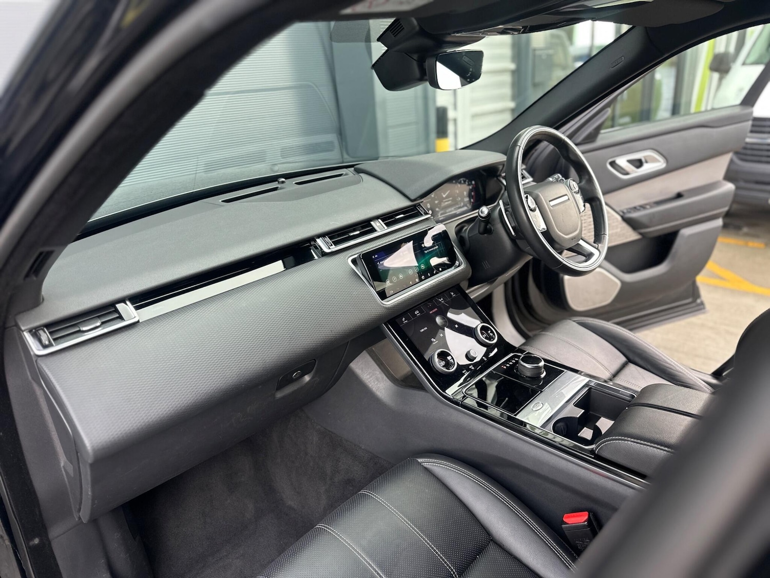 Used Land Rover Range Rover Velar 2019 for sale - 77285955: Photo 15