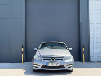 Used Mercedes-Benz C Class 2012 for sale - 79325257: Photo