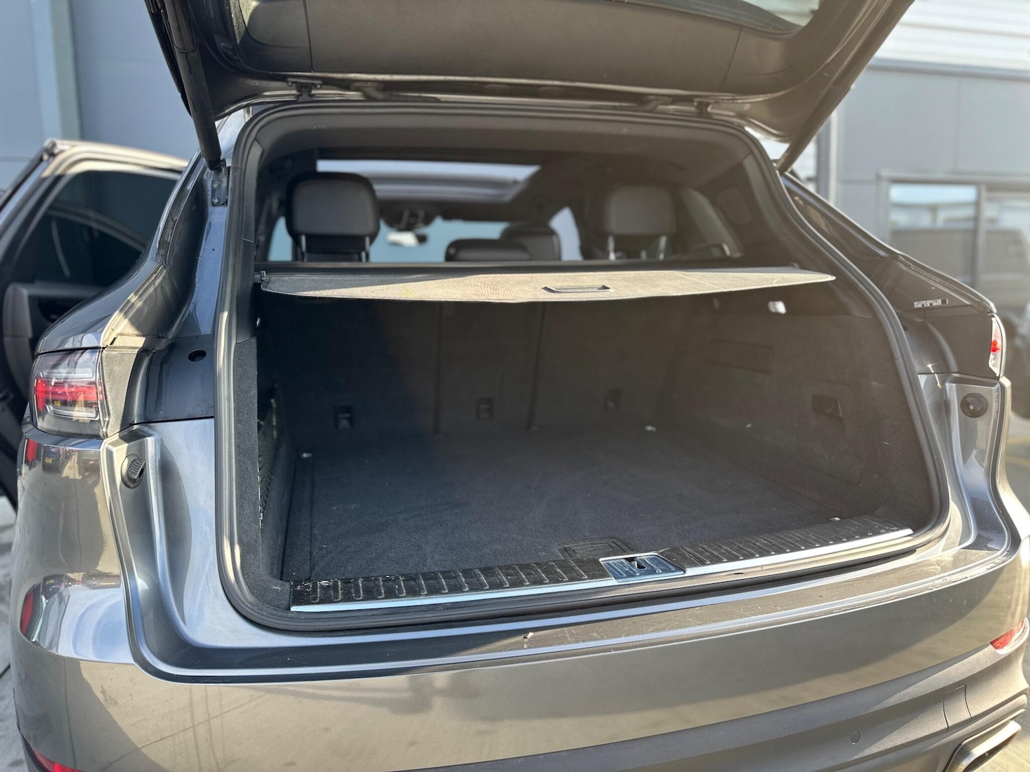 Used Porsche Cayenne 2019 for sale - 77255510: Photo 11