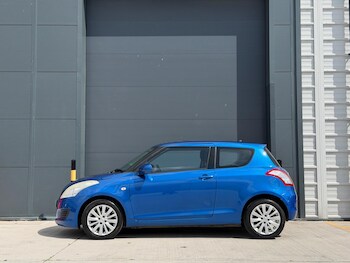 Used Suzuki Swift 2010 for sale - 78648025: Photo