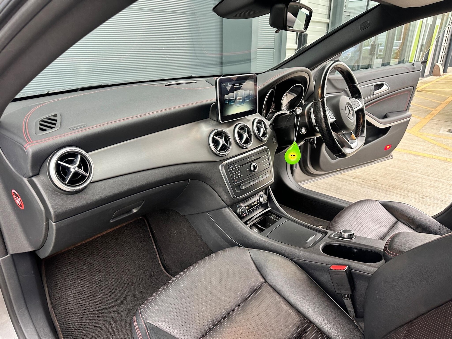 Used Mercedes-Benz CLA 2015 for sale - 77696142: Photo 16