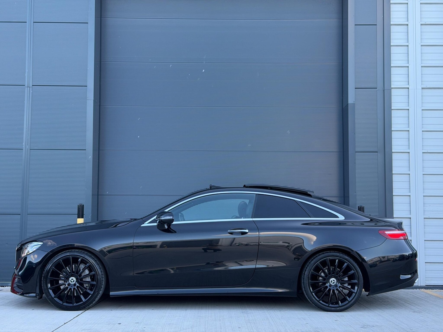 Used Mercedes-Benz E Class 2018 for sale - 78019099: Photo 4