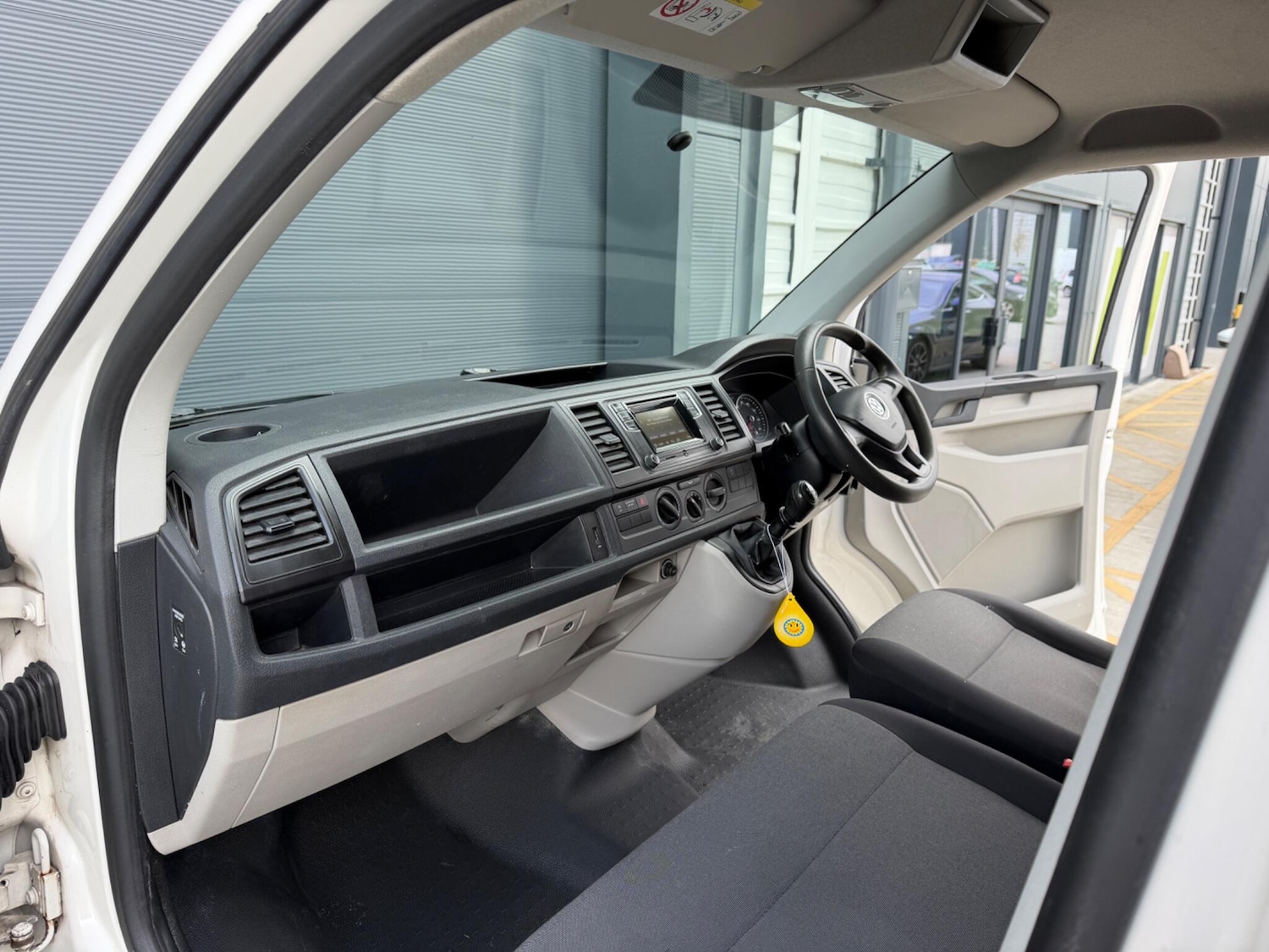 Used Volkswagen Transporter 2019 for sale - 78072964: Photo 11