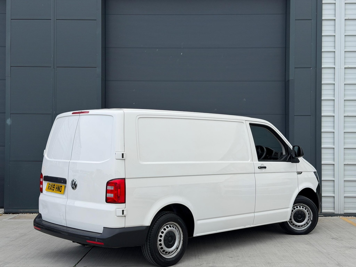 Used Volkswagen Transporter 2019 for sale - 78072964: Photo 6