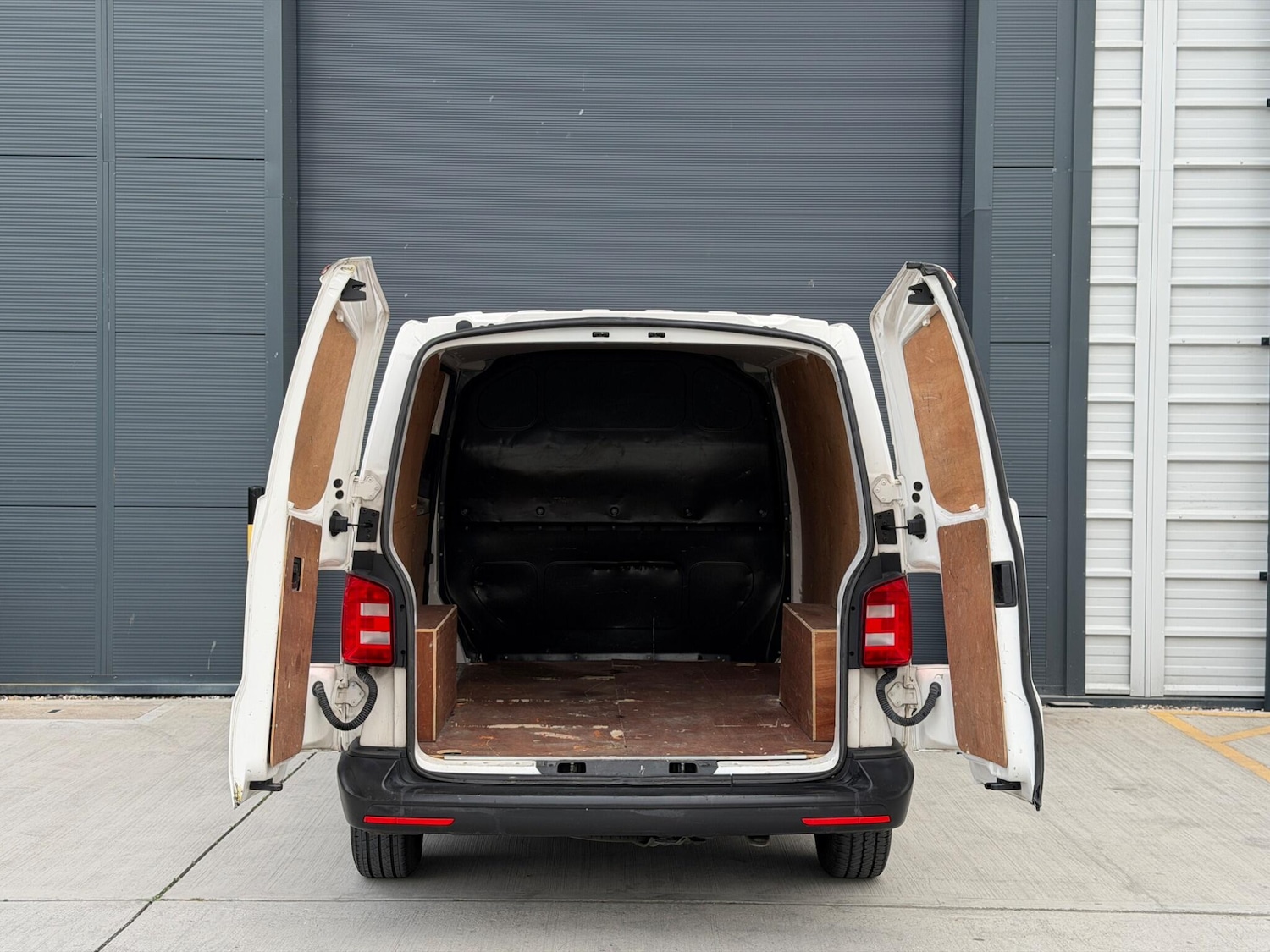 Used Volkswagen Transporter 2019 for sale - 78072964: Photo 9