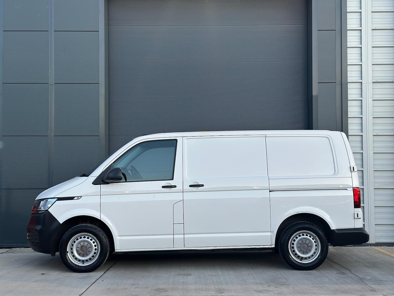 Used Volkswagen Transporter for sale - 77305477: Photo 6