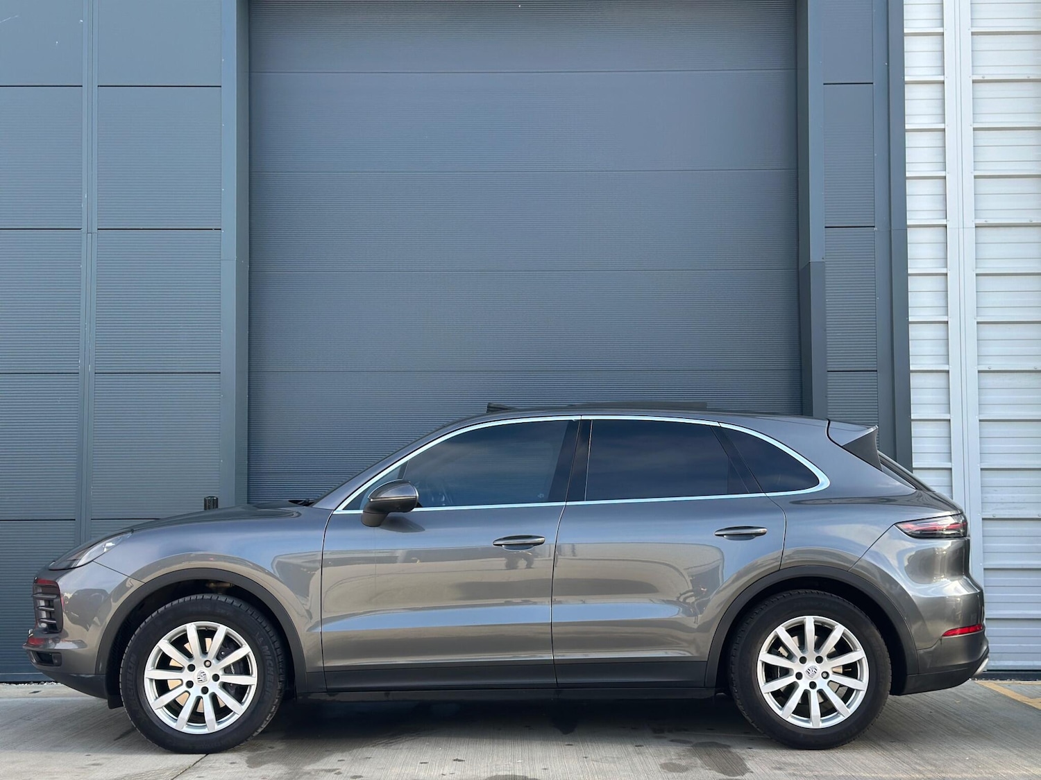 Used Porsche Cayenne 2019 for sale - 77285954: Photo 4