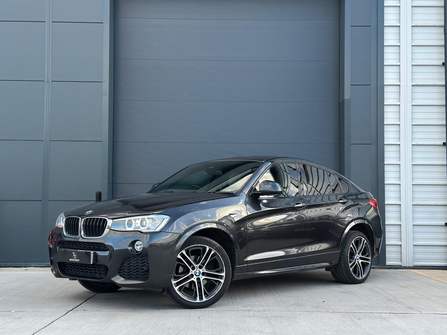 Used BMW X4 2017 for sale - 77135958: Photo 3