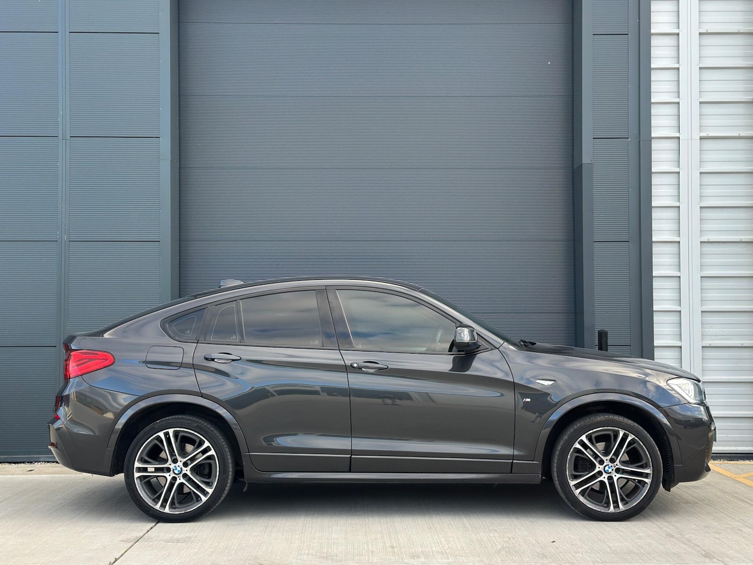 Used BMW X4 2017 for sale - 77135958: Photo 7