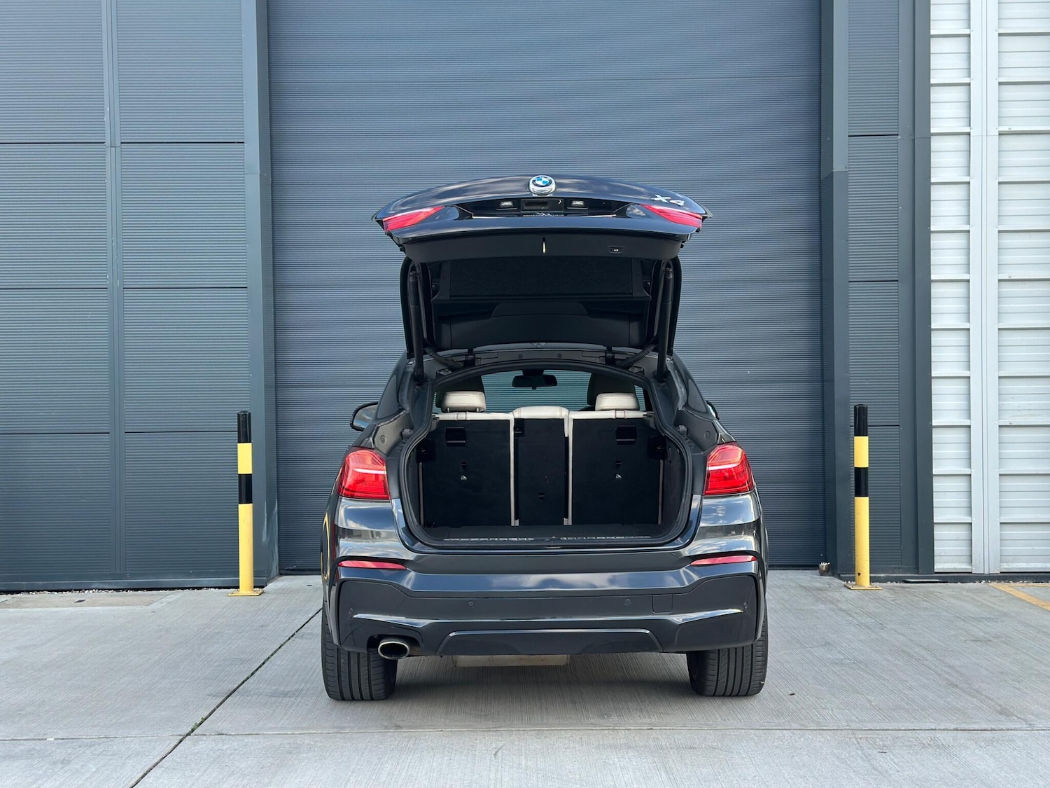 Used BMW X4 2017 for sale - 77135958: Photo 9