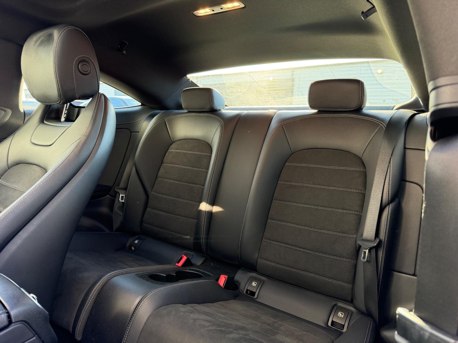 Used Mercedes-Benz C Class 2018 for sale - 78148174: Photo 11