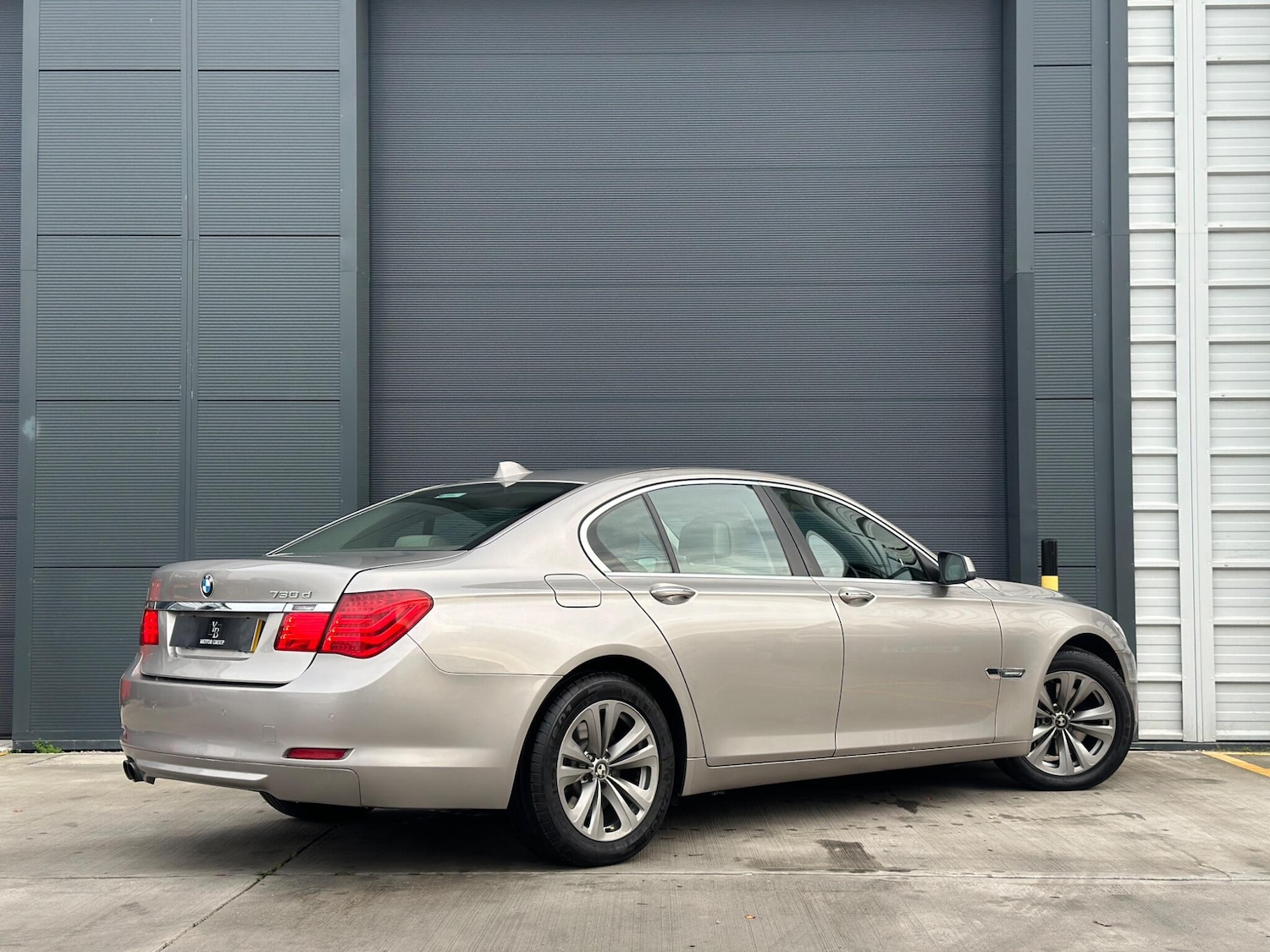 Used BMW 7 Series 2010 for sale - 77135959: Photo 6