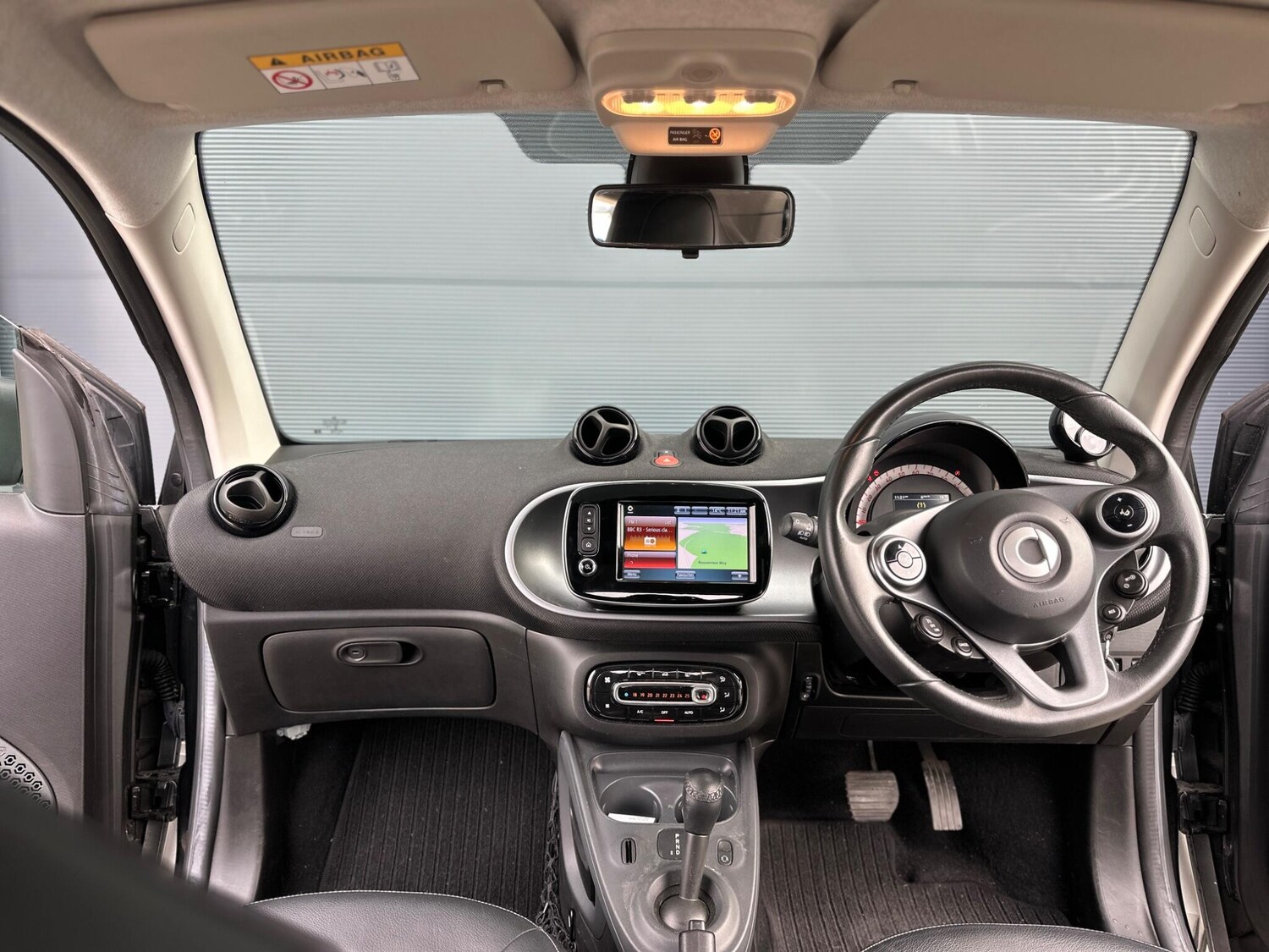 Used smart fortwo 2018 for sale - 76781984: Photo 12