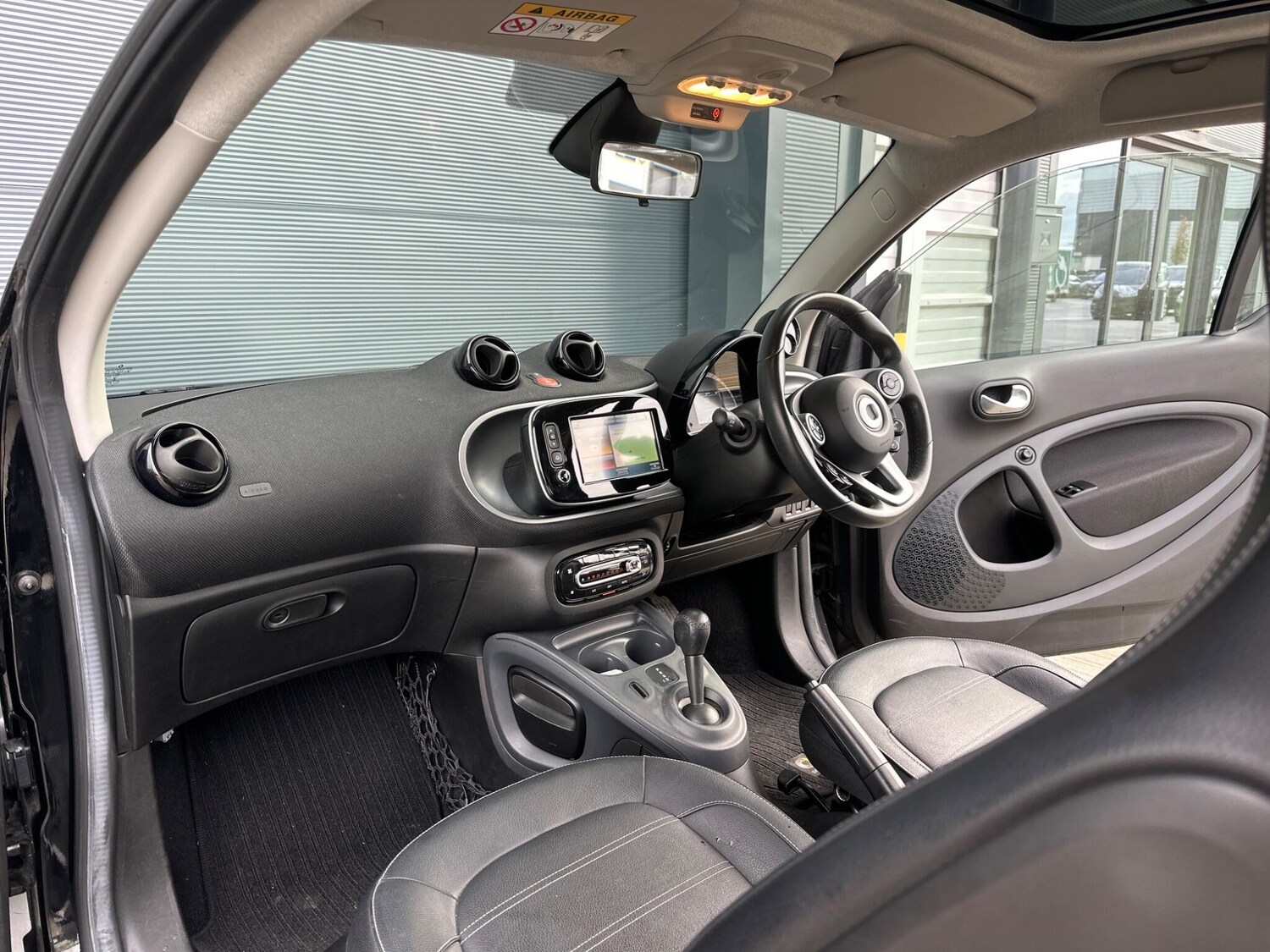 Used smart fortwo 2018 for sale - 76781984: Photo 13