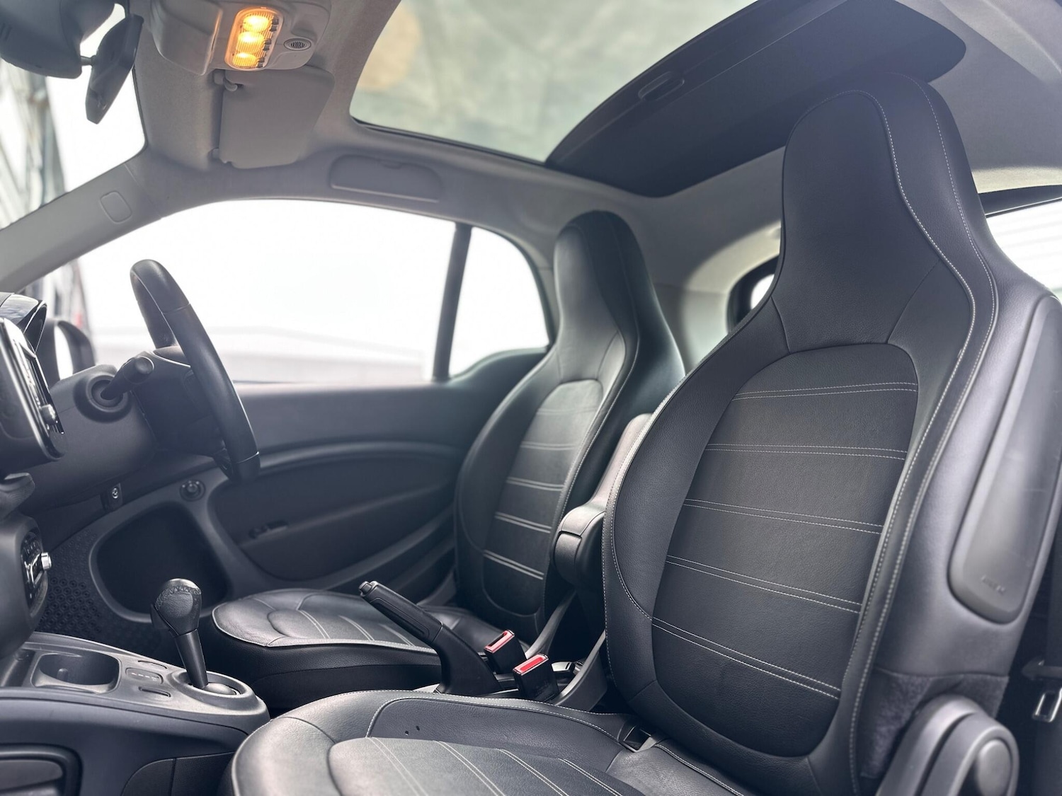 Used smart fortwo 2018 for sale - 76781984: Photo 14