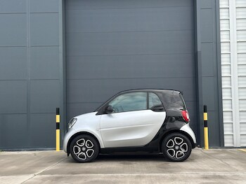 Used smart fortwo 2018 for sale - 76781984: Photo