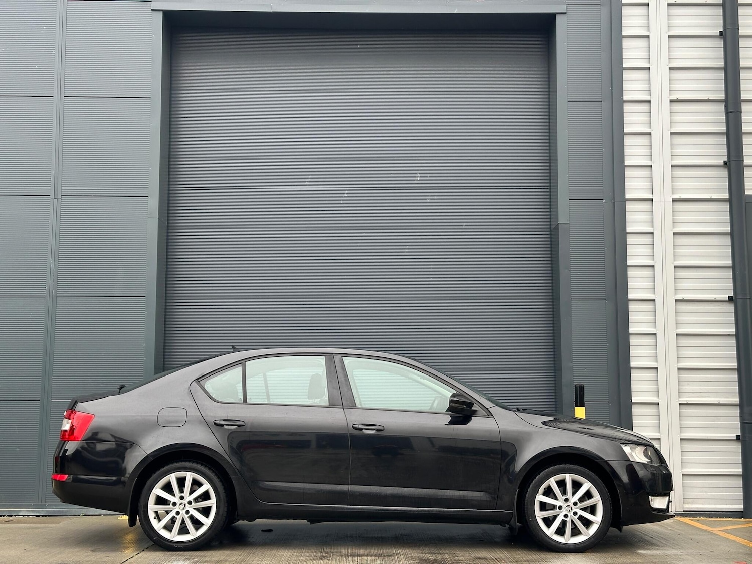 Used Skoda Octavia 2013 for sale - 77612826: Photo 3