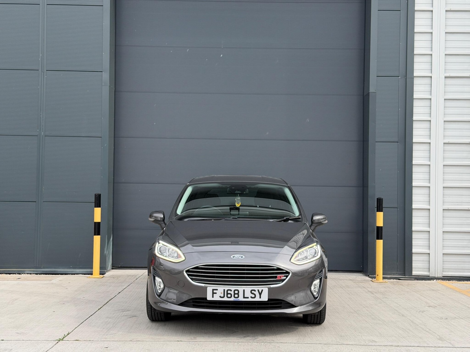 Used Ford Fiesta 2018 for sale - 78204365: Photo 2