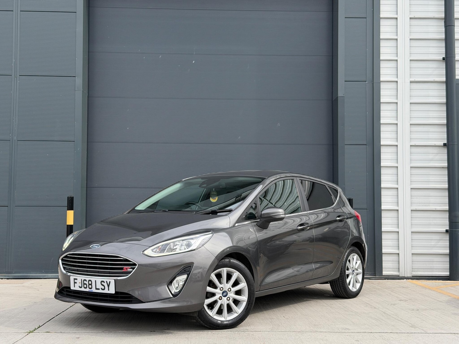 Used Ford Fiesta 2018 for sale - 78204365: Photo 3