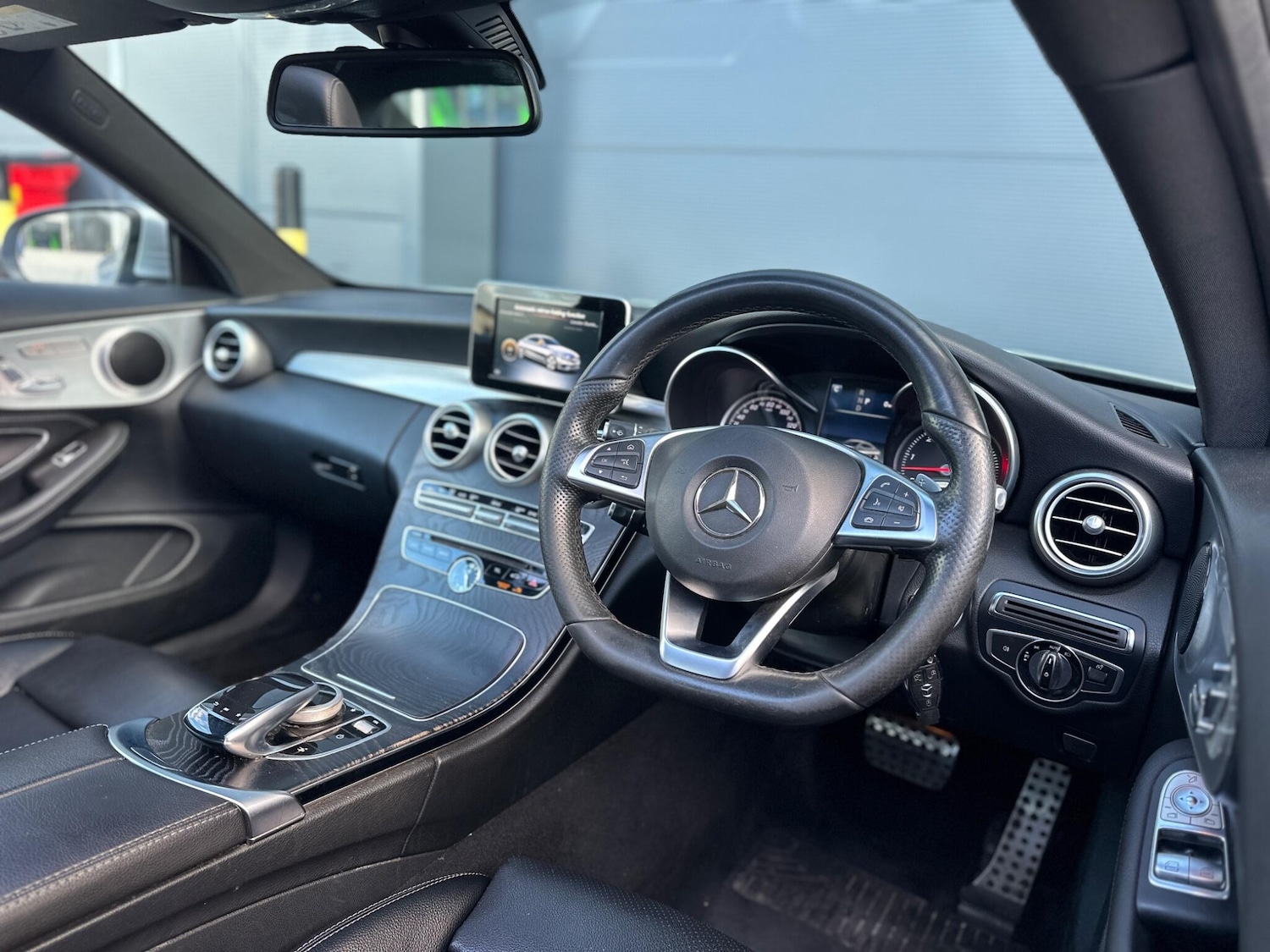 Used Mercedes-Benz C Class 2016 for sale - 77135960: Photo 16