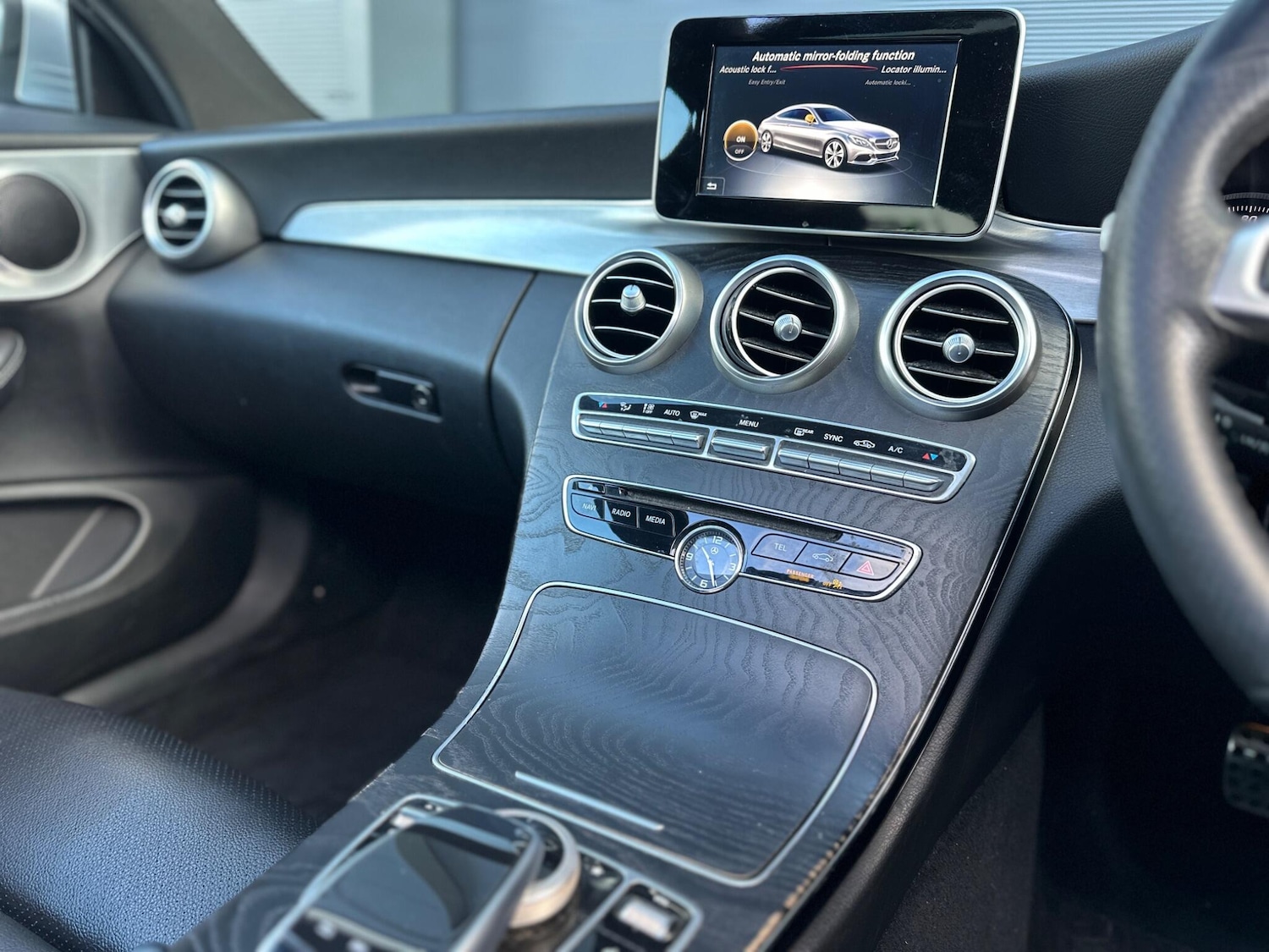 Used Mercedes-Benz C Class 2016 for sale - 77135960: Photo 20