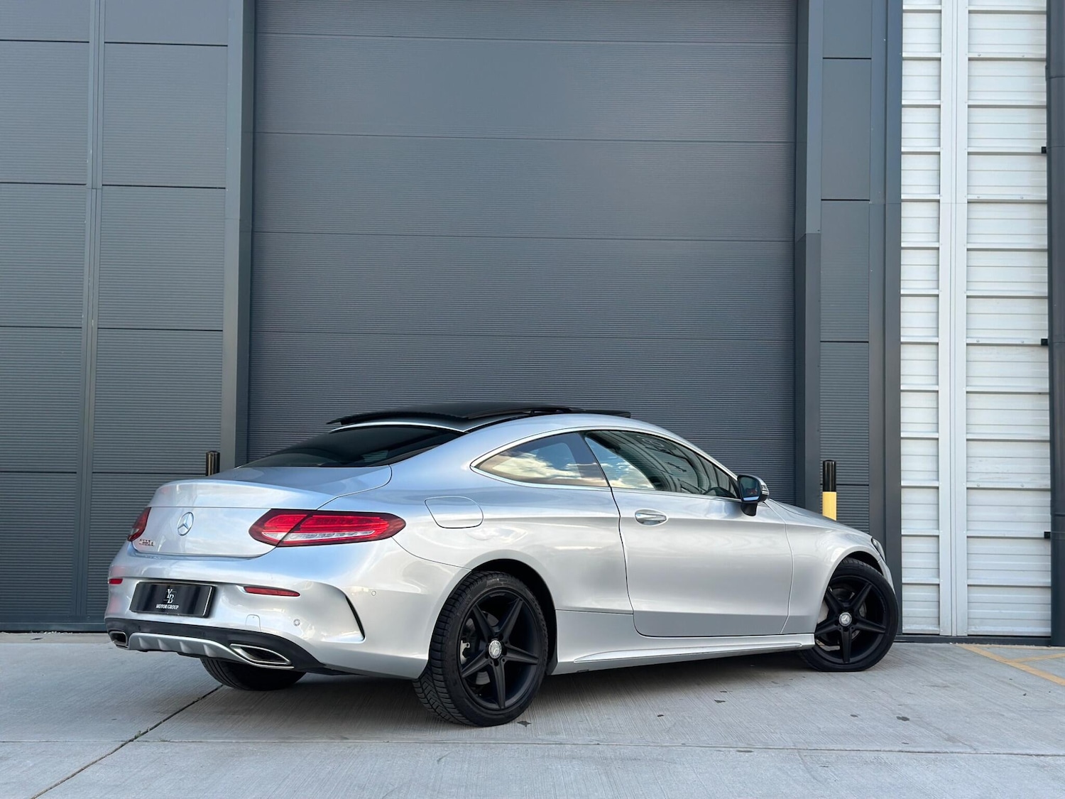 Used Mercedes-Benz C Class 2016 for sale - 77135960: Photo 6