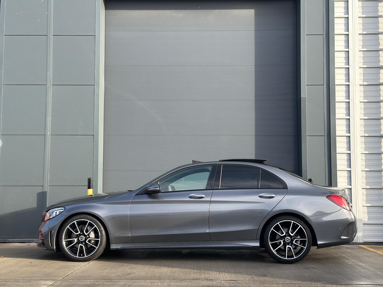 Used Mercedes-Benz C Class 2020 for sale - 77411780: Photo 5