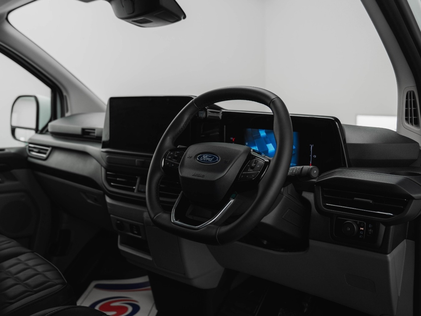 Used Ford Transit Custom 2024 for sale - 76542928: Photo 10