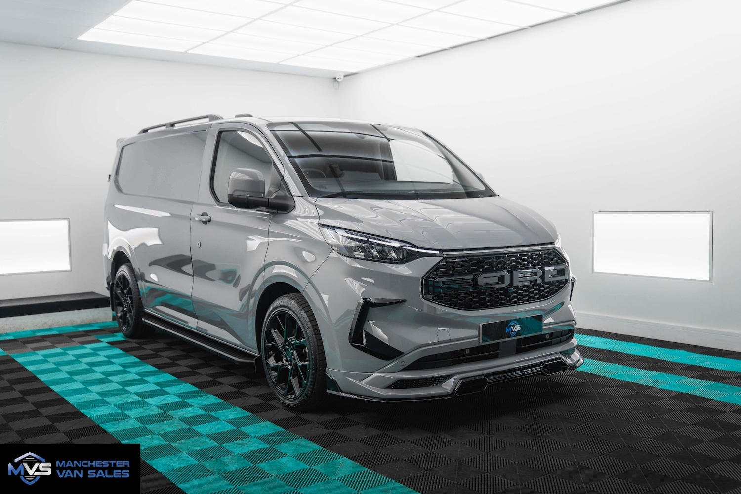 Used Ford Transit Custom 2024 for sale - 76542928: Photo 2