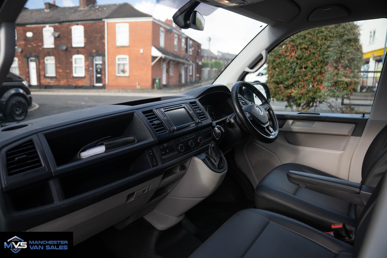 Used Volkswagen Transporter 2018 for sale - 76566359: Photo 11