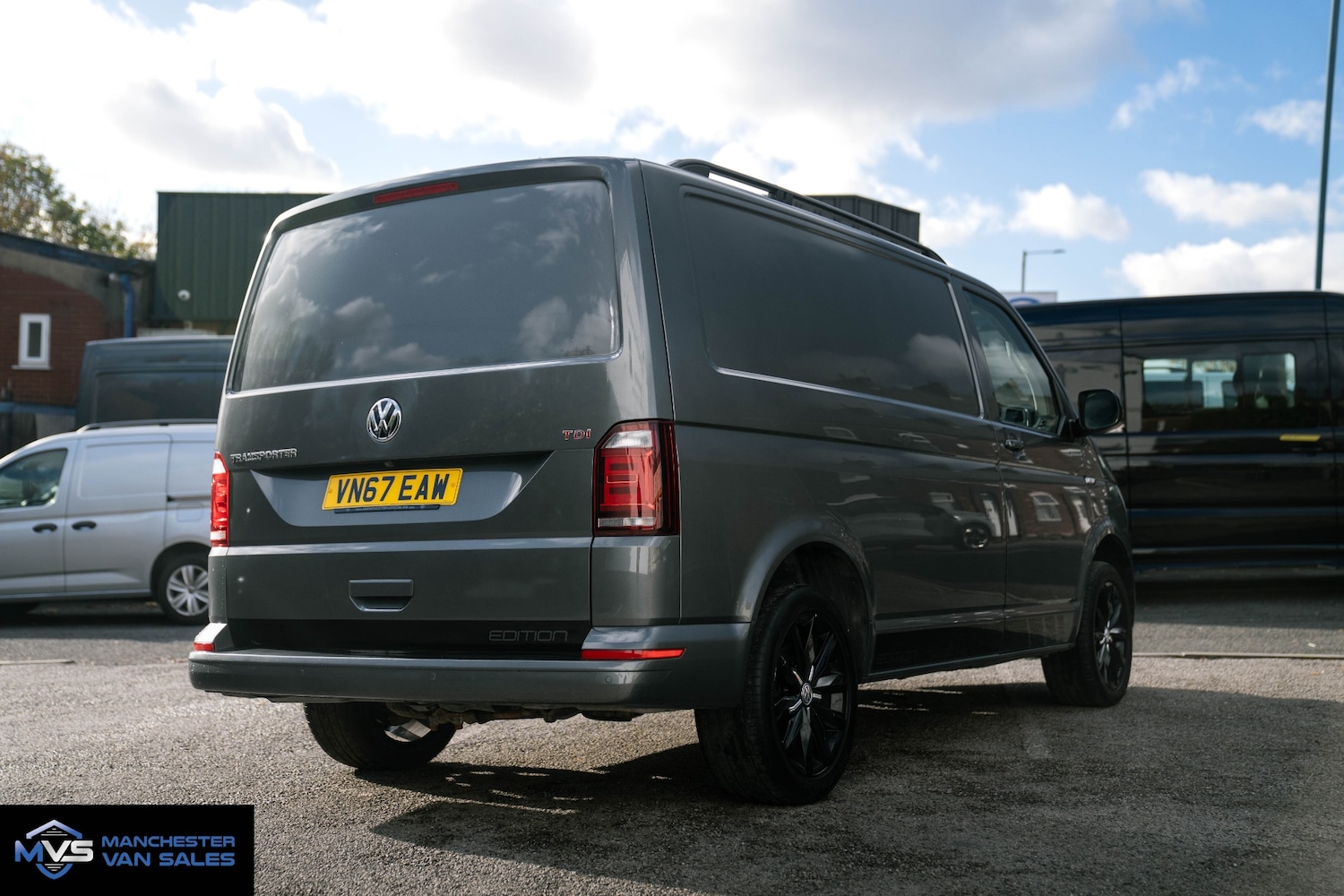 Used Volkswagen Transporter 2018 for sale - 76566359: Photo 9