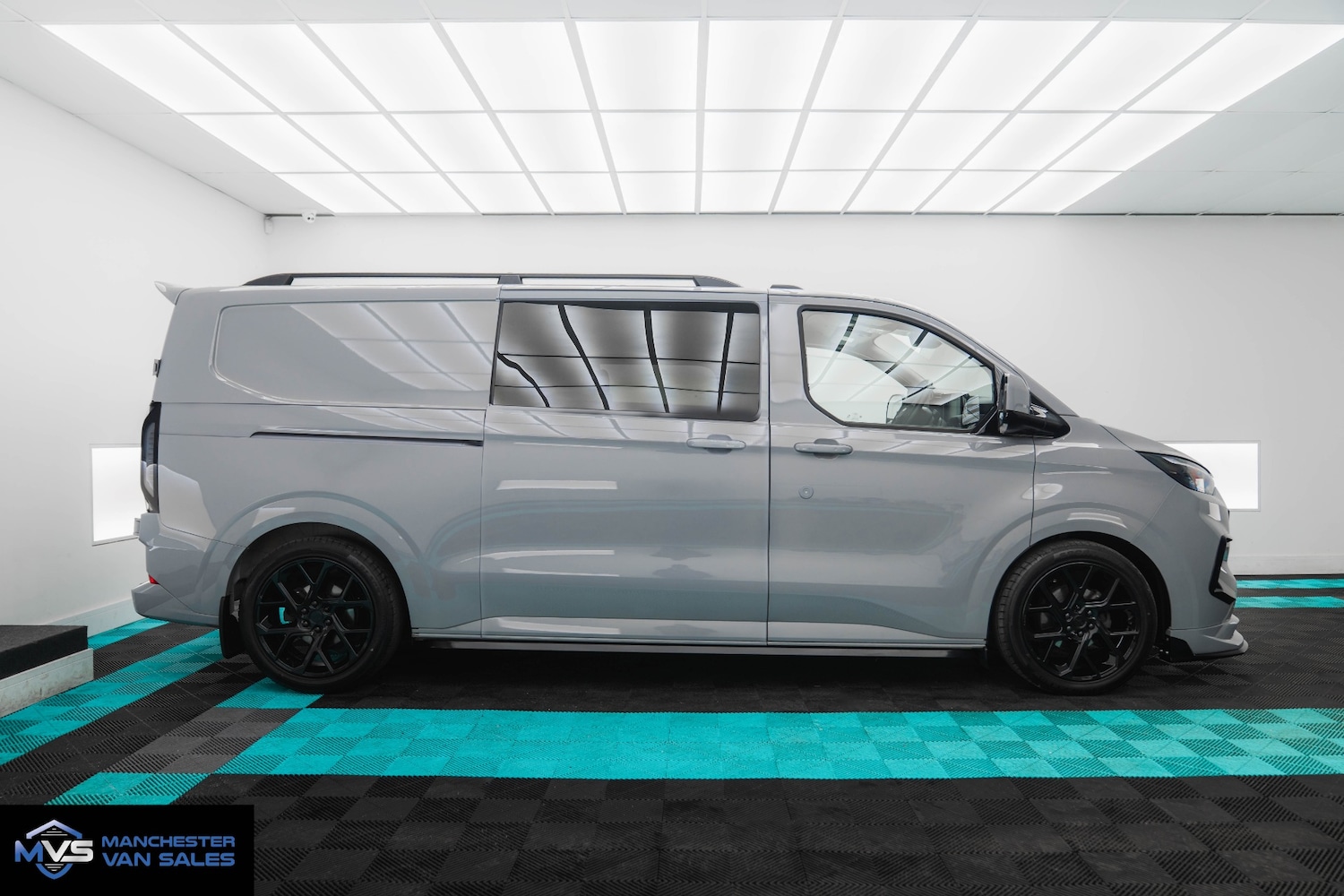 Used Ford Transit Custom 2025 for sale - 76422483: Photo 2