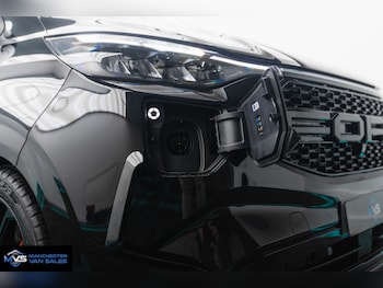 Used Ford Transit Custom 2025 for sale - 76075800: Photo