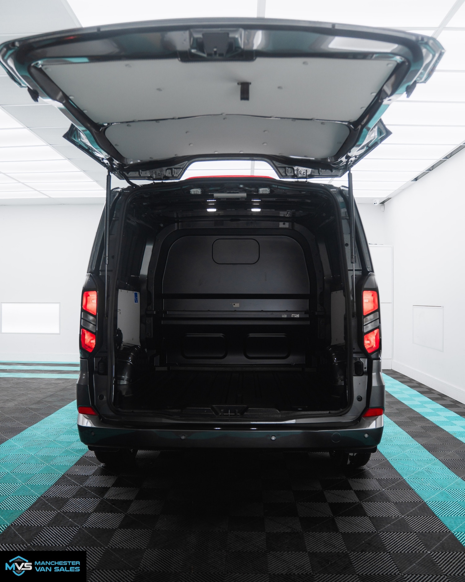 Used Ford Transit Custom 2025 for sale - 77093807: Photo 31