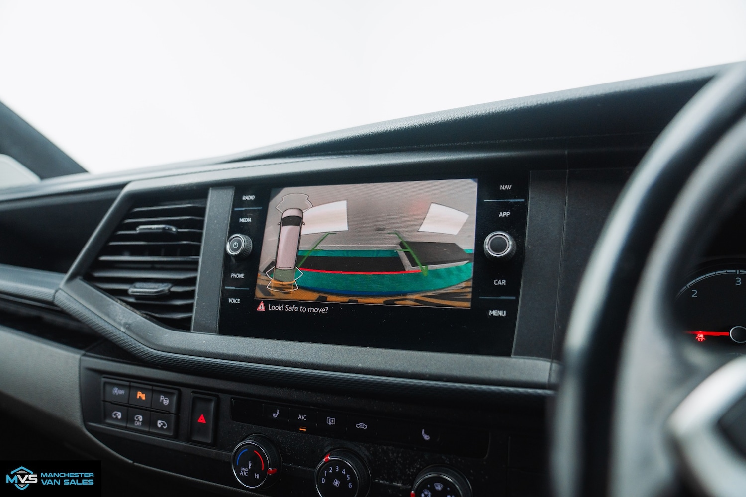 Used Volkswagen Transporter 2021 for sale - 77103447: Photo 16