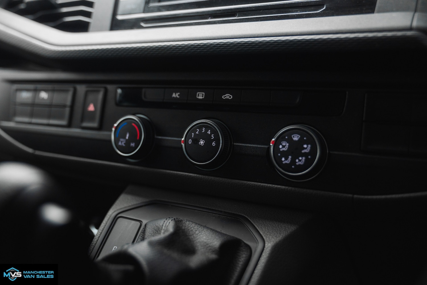 Used Volkswagen Transporter 2024 for sale - 77778525: Photo 15