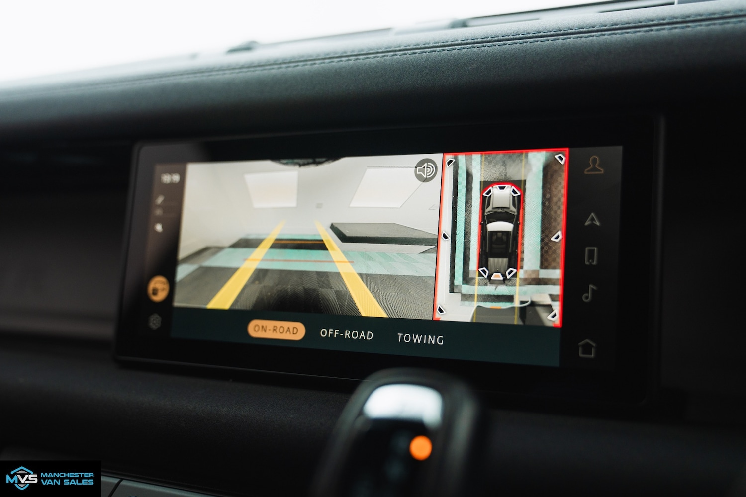 Used Land Rover Defender 2023 for sale - 76638695: Photo 13