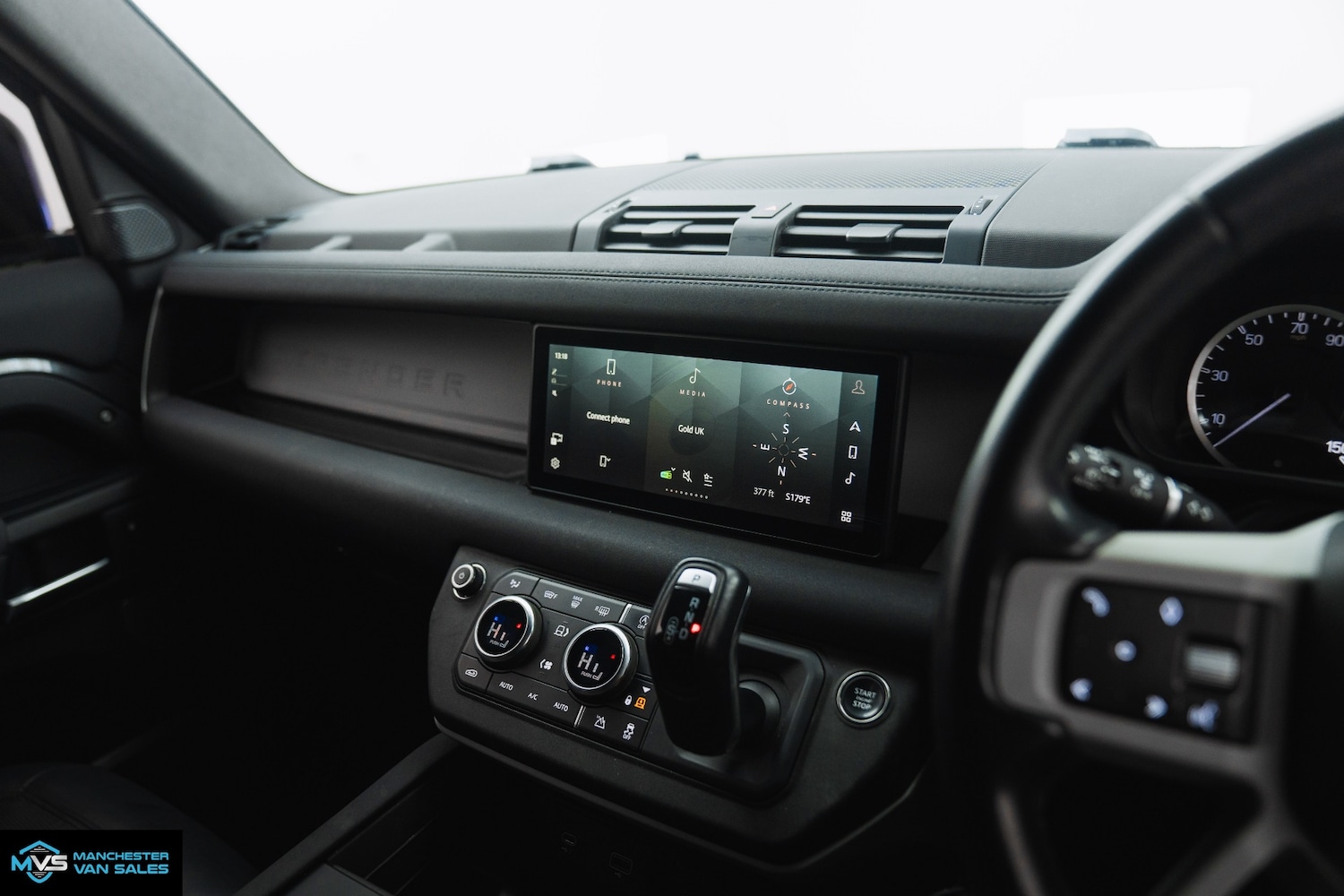 Used Land Rover Defender 2023 for sale - 76638695: Photo 28