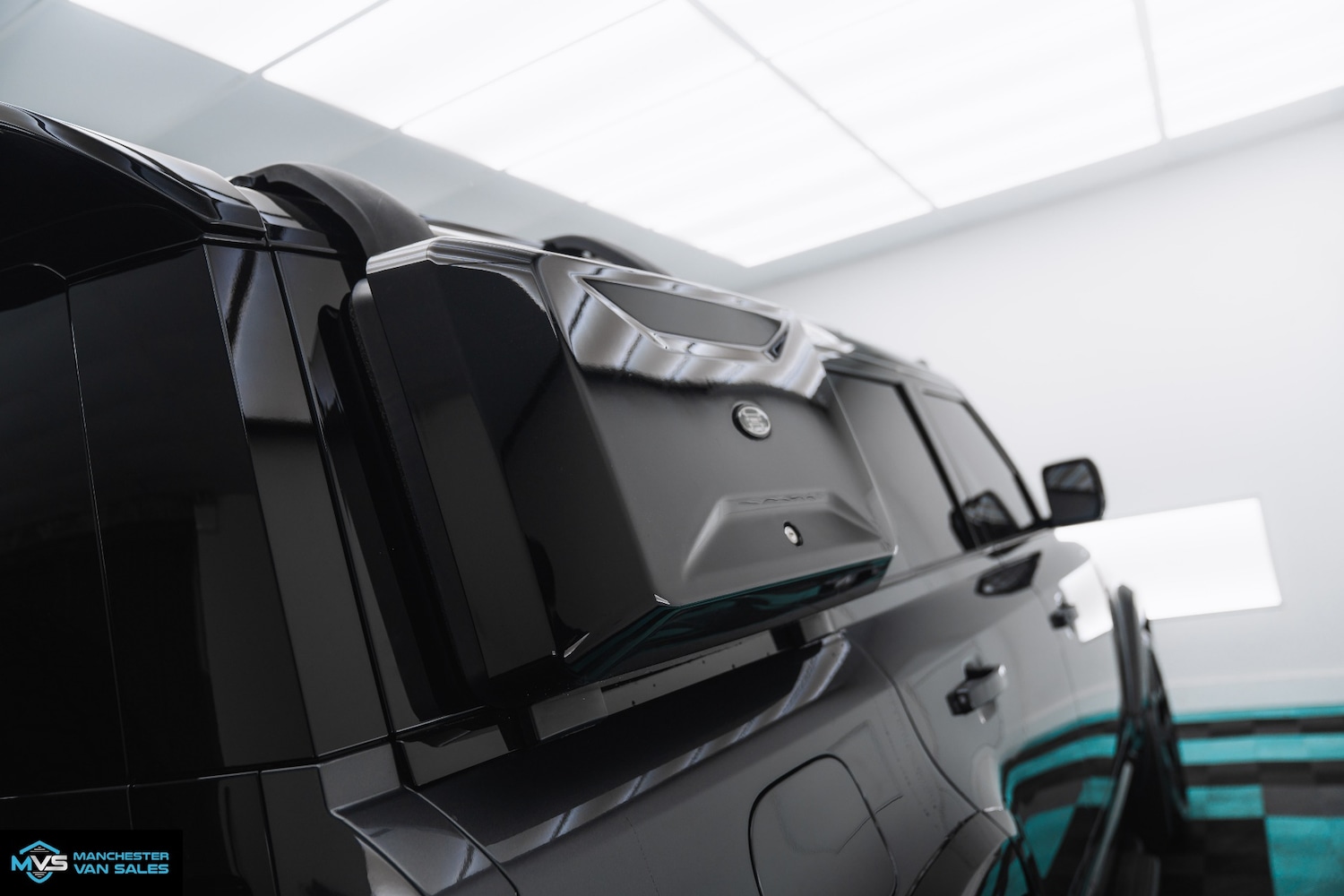 Used Land Rover Defender 2023 for sale - 76638695: Photo 30