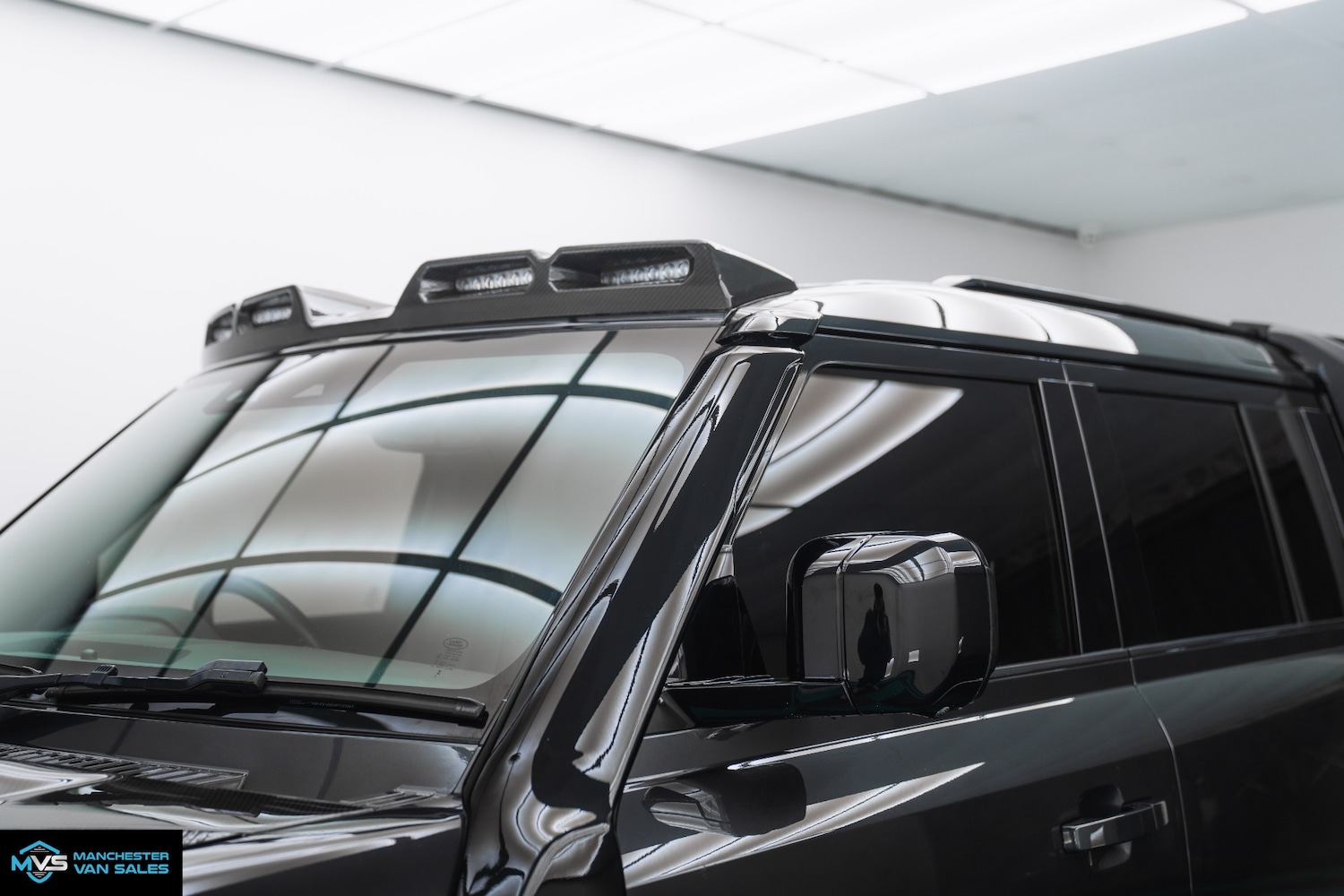 Used Land Rover Defender 2023 for sale - 76638695: Photo 33