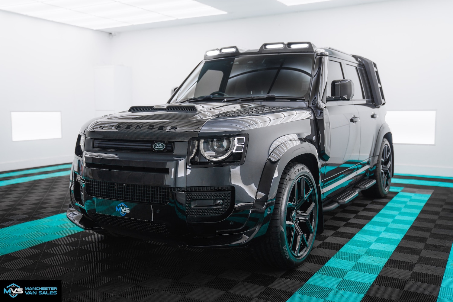 Used Land Rover Defender 2023 for sale - 76638695: Photo 9