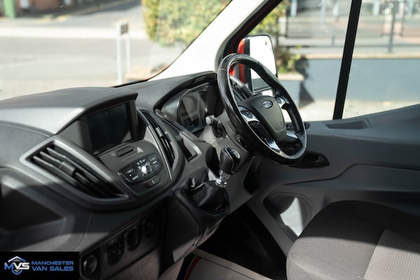 Used Ford Transit 2018 for sale - 76207536: Photo 18