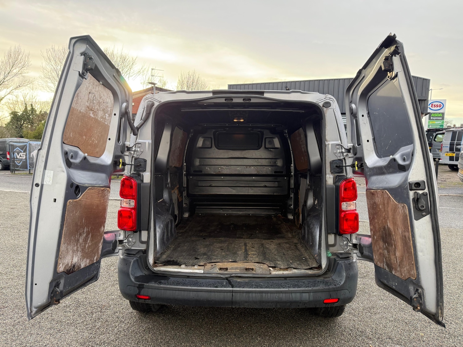 Used Vauxhall Vivaro 2020 for sale - 77616889: Photo 15