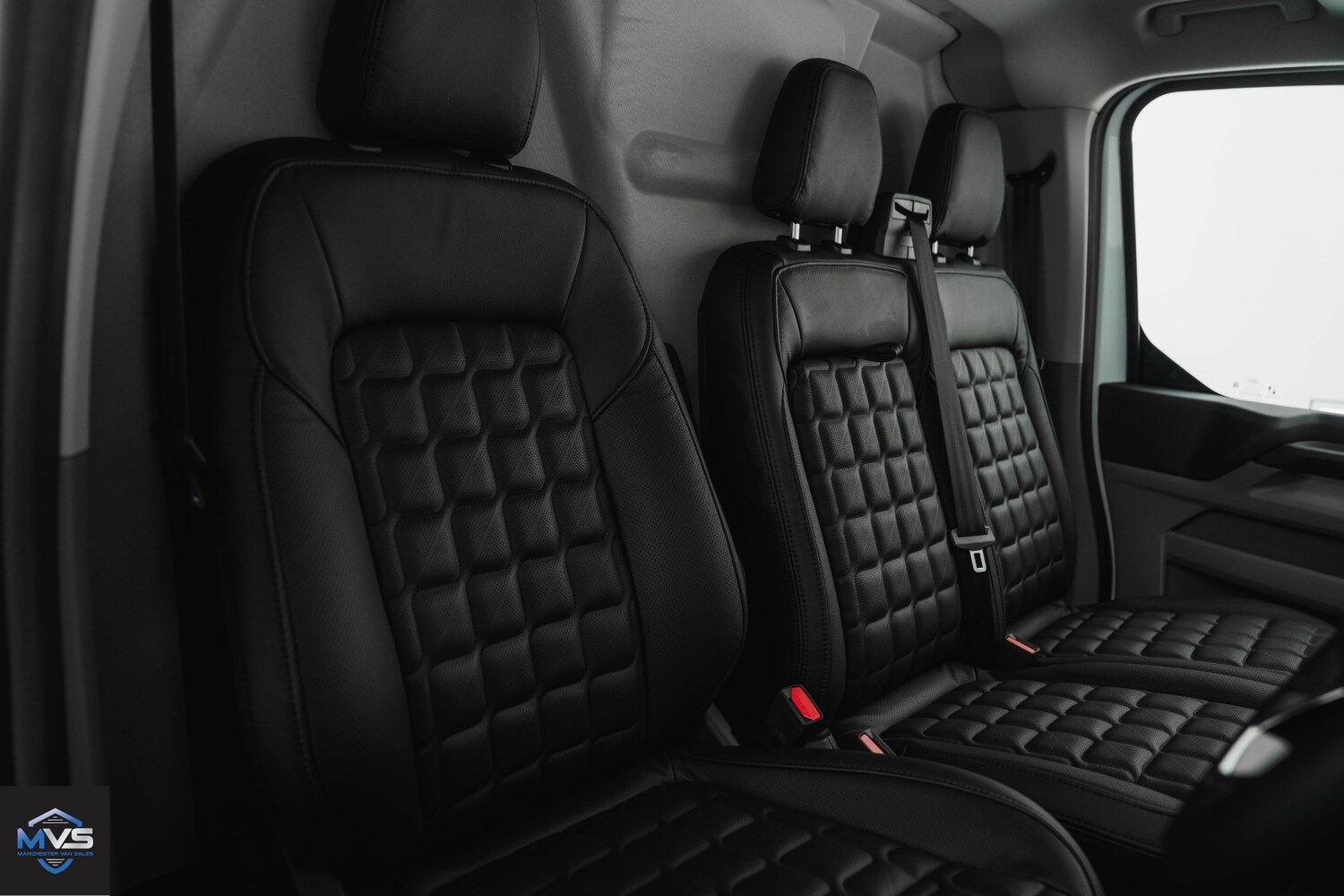 Used Volkswagen Transporter for sale - 76402149: Photo 4