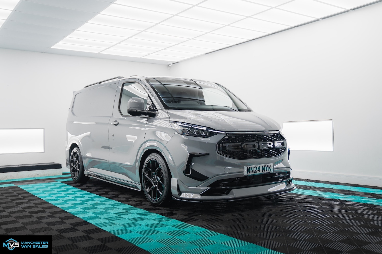 Used Ford Transit Custom 2024 for sale - 76564954: Photo 2