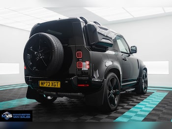 Used Land Rover Defender 2023 for sale - 75514338: Photo