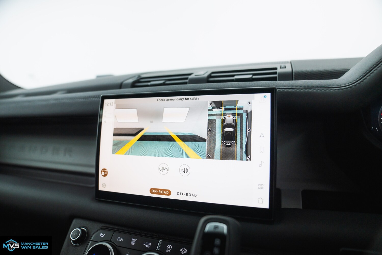 Used Land Rover Defender 2025 for sale - 77961771: Photo 17