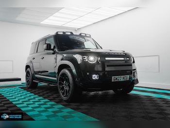 Used Land Rover Defender 2023 for sale - 77628840: Photo