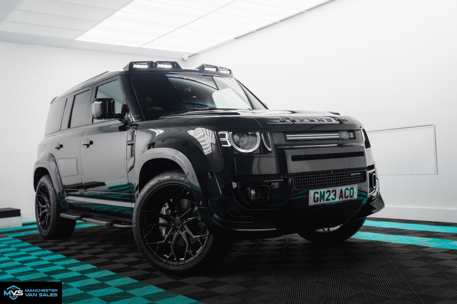 Used Land Rover Defender 2023 for sale - 77628840: Photo 24